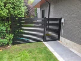Aluminium Fences Dubai — Custom Garden Boundaries